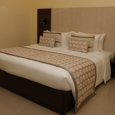 Best Hotels in palani