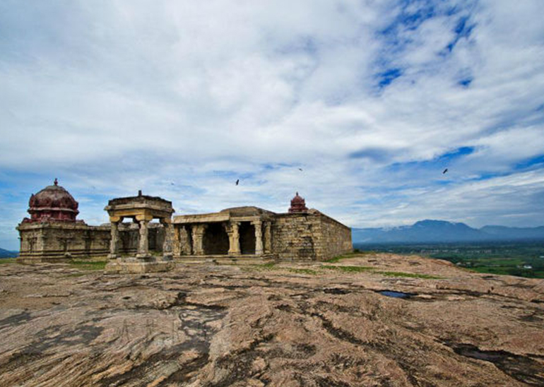 Best Hotels Near Palani Murugan Temple