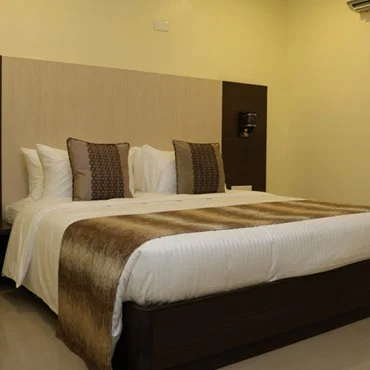 Best Hotels Near Palani Murugan Temple